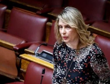 K.Παπακώστα: «Πιστεύω στον Καραμανλισμό γι' αυτό συναντήθηκα με τον Π.Καμμένο»